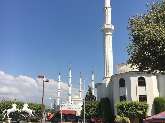 Mosques in Konakli